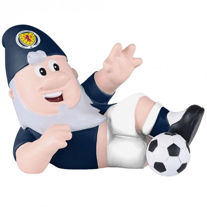 Scotland FA Sliding Tackle Garden Gnome