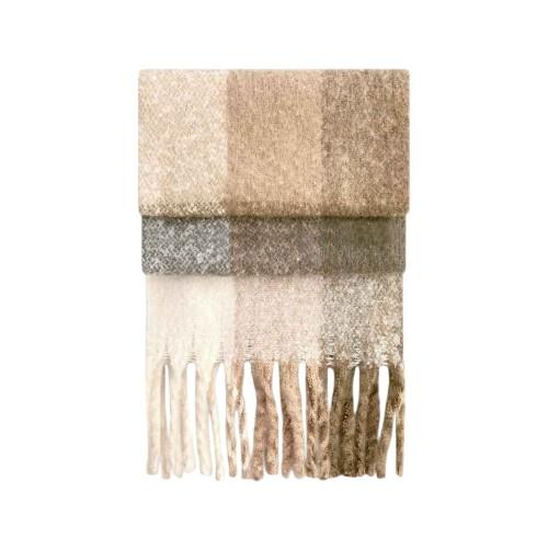 Beechfield Checkered Fluffy Scarf